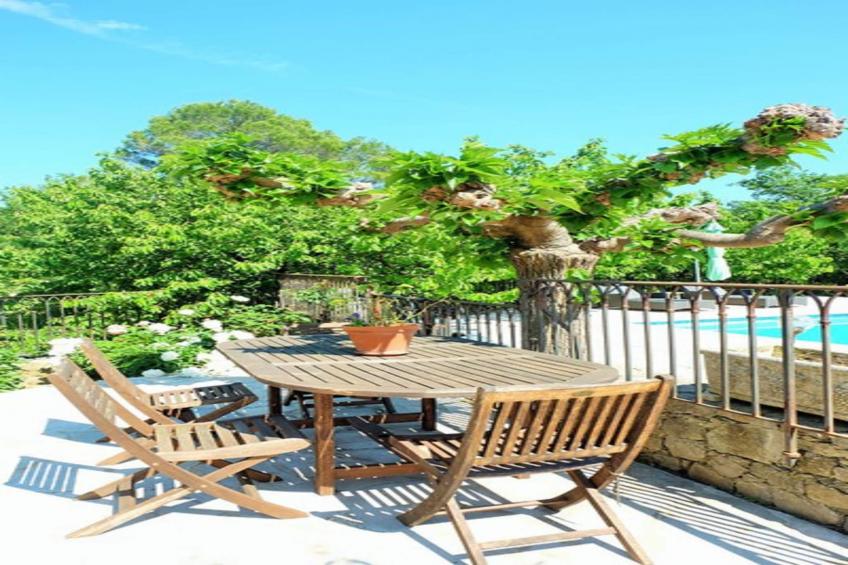 Les Demoiselles - foto 28