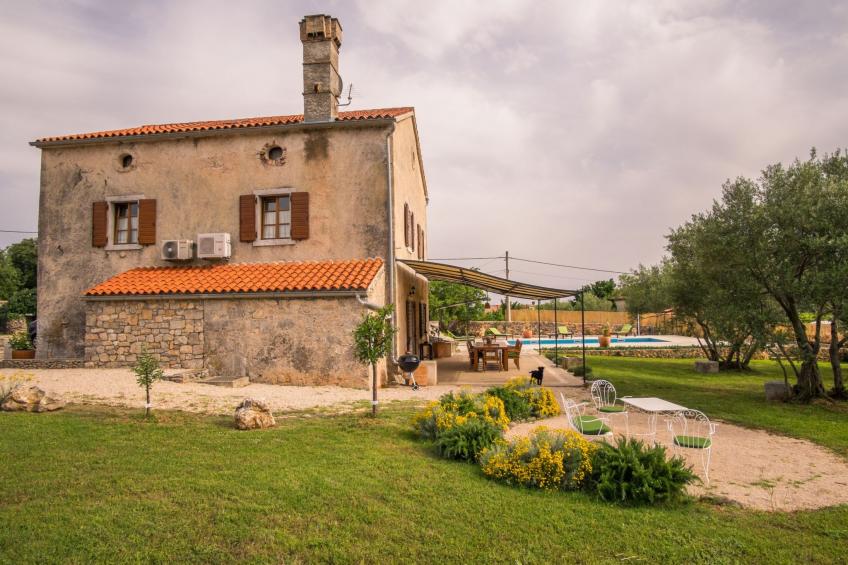 Villa mit Pool, Olivengarten und Meerblick - foto 7