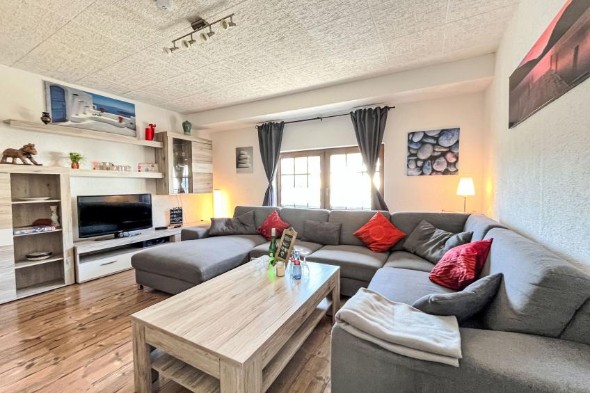 Ferienwohnung (BLS100)