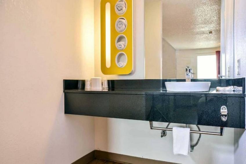 2 Full Beds  ADA/Tub - foto 16