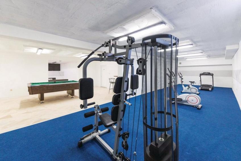 Exquisite Spacious Villa Bufaline with Pool and Gym - Eight Bedroom Villa with Pool and Gym - foto 38