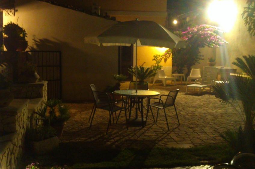 "Villa mit Pool - foto 25