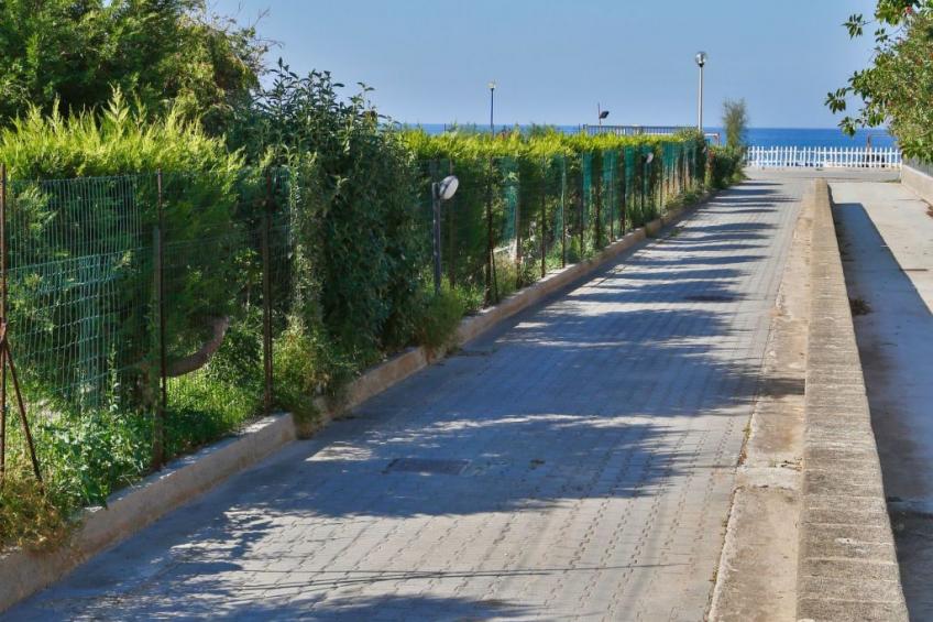 Helle mediterrane Villa mit Veranda und Garten - foto 34