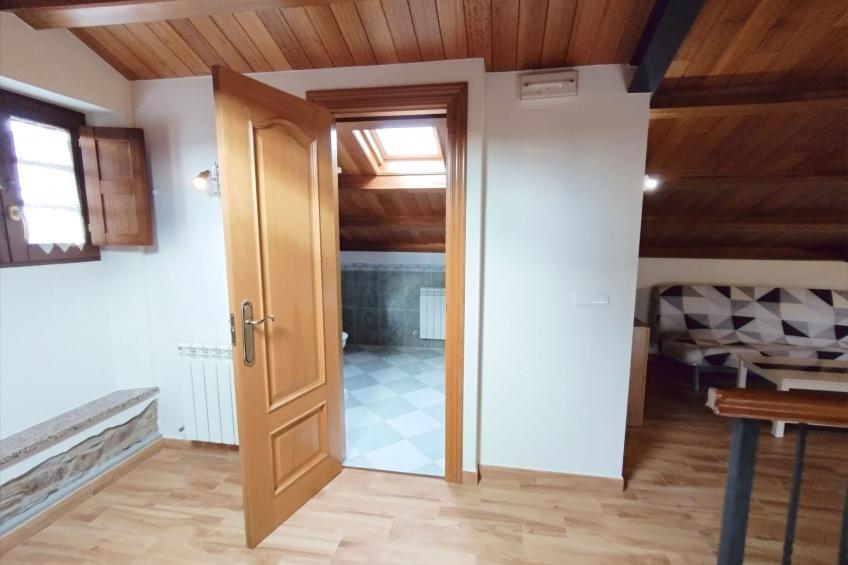 Schönes Duplex mit Aussicht, Pool und Garten - foto 17