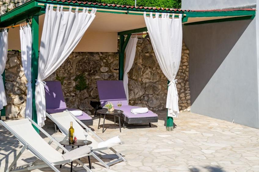 "Nikola" mit privatem Pool - foto 9