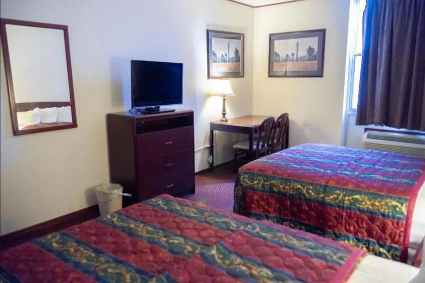 2 Queen Beds Suite Non-Smoking - foto 16