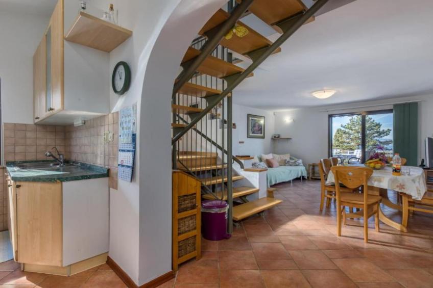 Apartment Villa Mirna - Three Bedroom Apartment with Balcony and  Sea View - foto 2