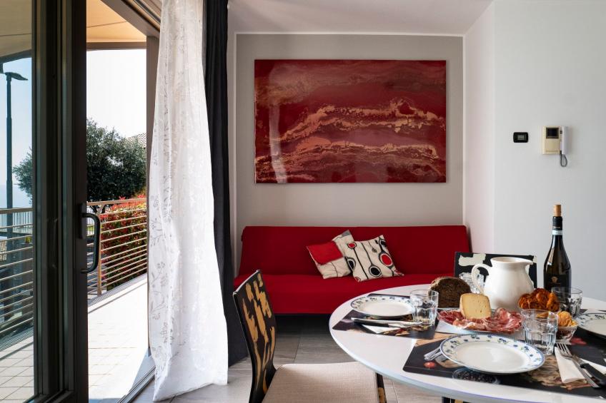 Lights on the Lake Zweizimmerwohnung mit Terrasse und Pool - foto 3