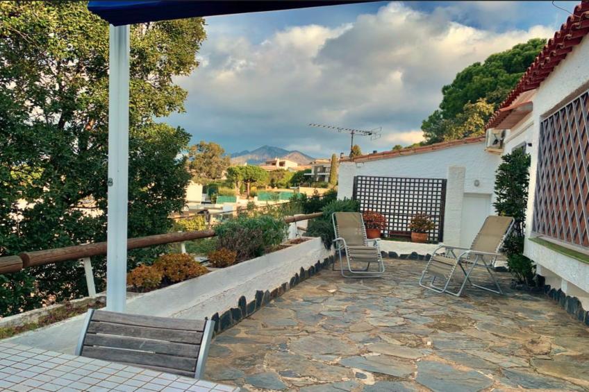 VILLA PARMENIDES Roses - foto 25