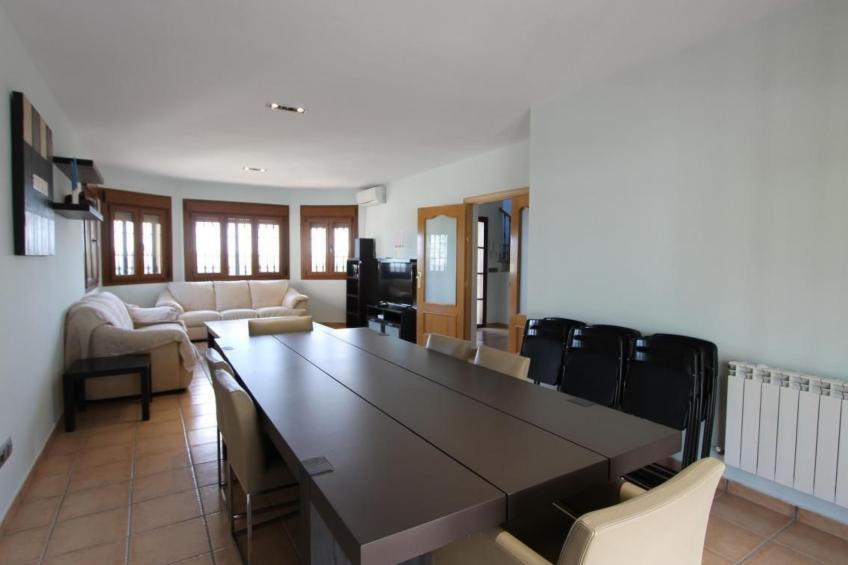 in Seseña mit großem Garten - foto 13