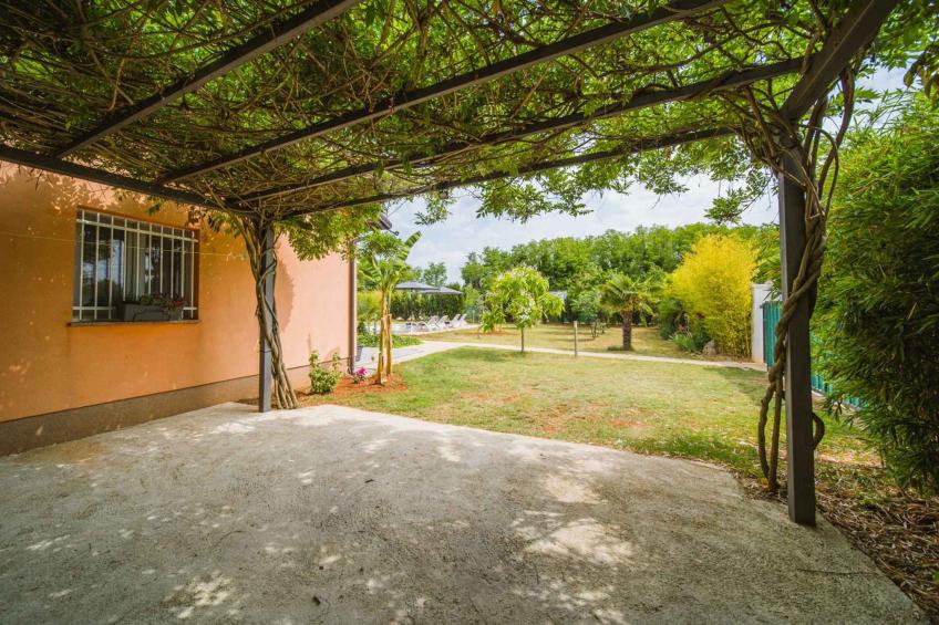 Holiday home mit Pool - BF-B7FR3 - foto 9
