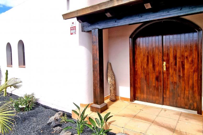 Komfortables Ferienhaus in Corralejo mit privatem Garten und beheiztem Pool - foto 3
