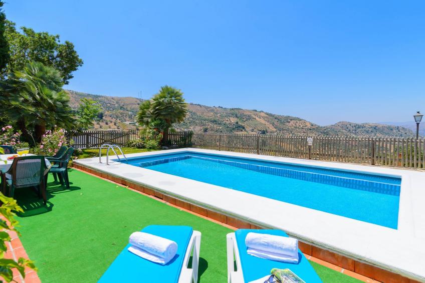 Privates Schwimmbad mit Grill und Feuerstelle - foto 32