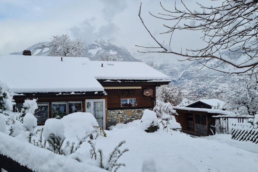 Chalet Haus (bei Einfahrt grosser Nussbaum ) - foto 19