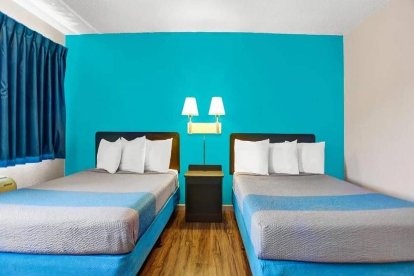 3 Full Beds  Suite Non-Smoking - foto 11