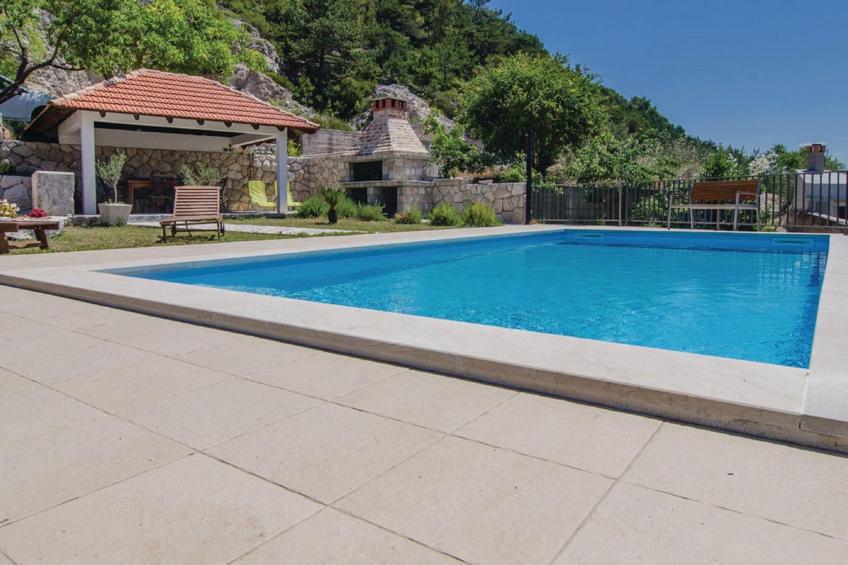 Holiday Home Stari Zoganj - Two Bedroom Holiday Home with Terrace and Swimming Pool