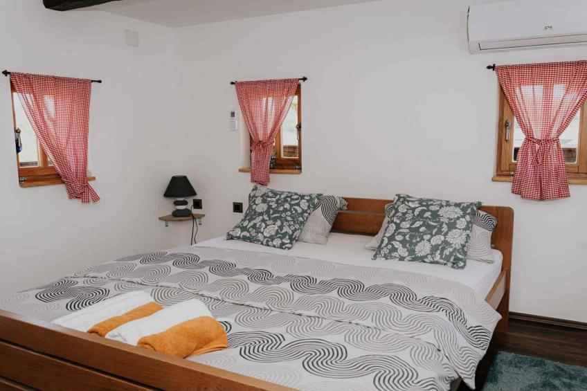 Holiday Home Šapat Šume - Three Bedroom Holiday Home  with Sauna and Hot-Tub - foto 11