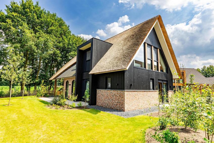 Bos Villa met Sauna  8 personen