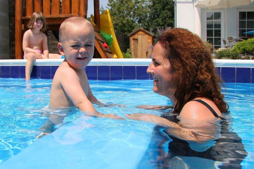 Vakantiehuis Villa met zwembad op slechts 350 meter van het gratis strand - VW-YH997 - foto 11