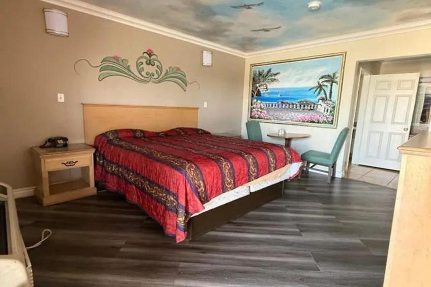 King Bed Non-Smoking - foto 11