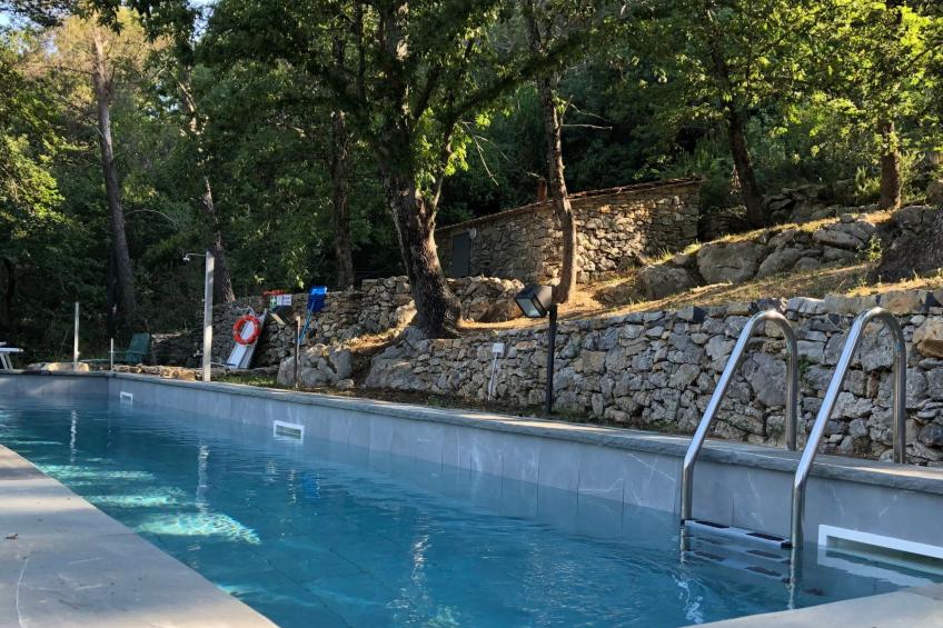 Zypressen, ein Haus im Wald an der ligurischen Riviera - foto 34