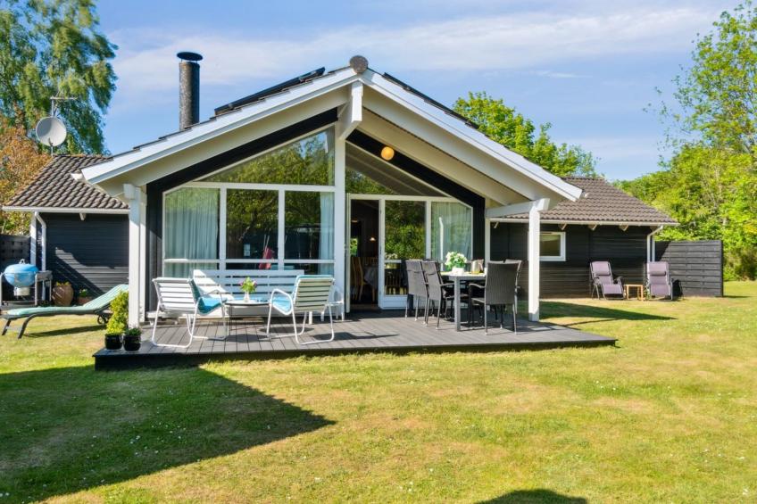 "Sophi" - 425m from the sea in Sealand