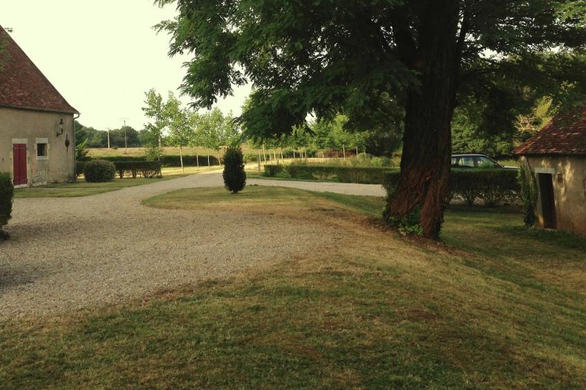 Un château en bordure de rivière - LE VEURDRE - foto 40