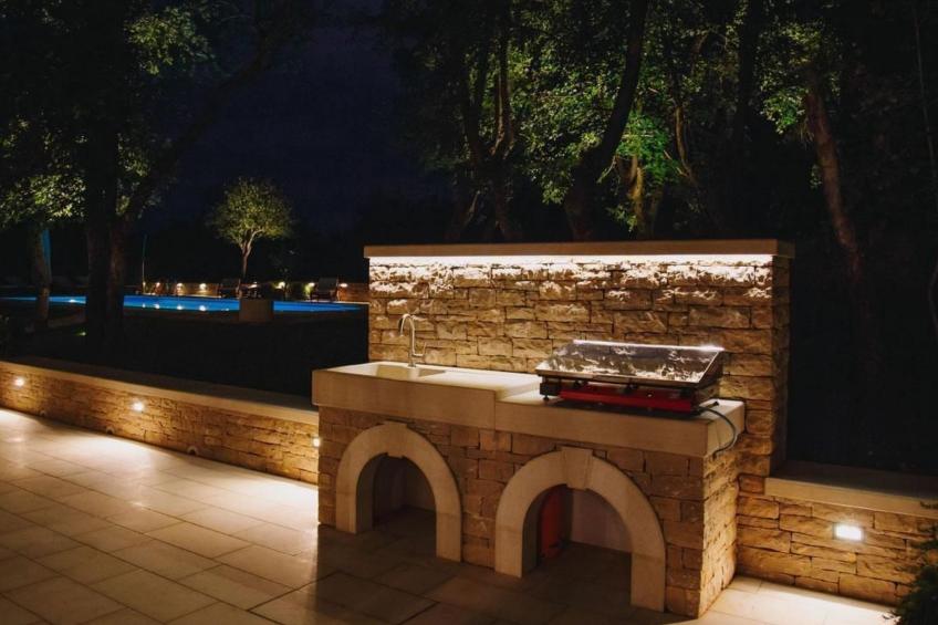 Luxusvilla mit Garten und Pool sowie herrlicher Aussicht - foto 21