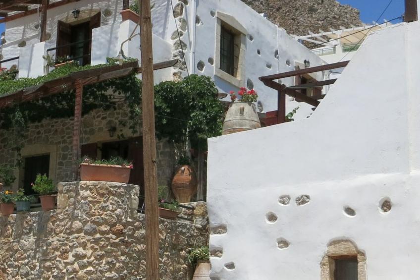 in Pefki mit Terrasse und Grill