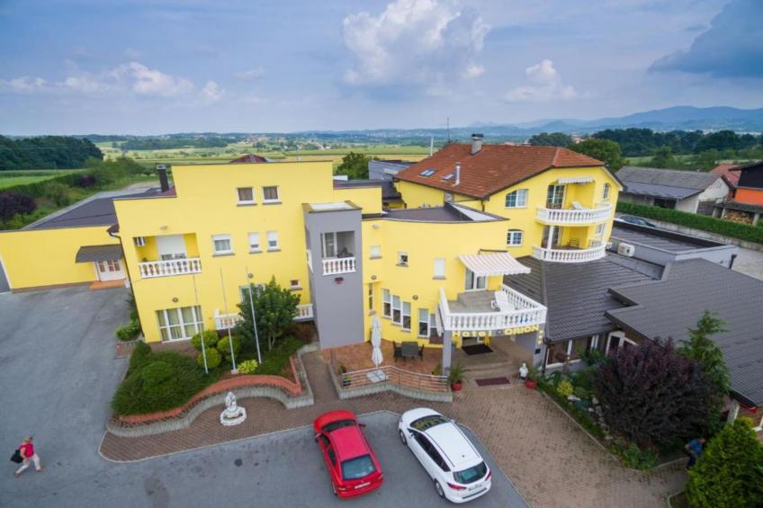Hotel Orion - Single Room with Balcony - foto 21