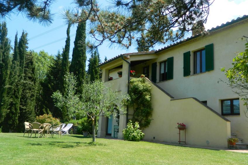 Haus Claudia mit schönem Garten - foto 3