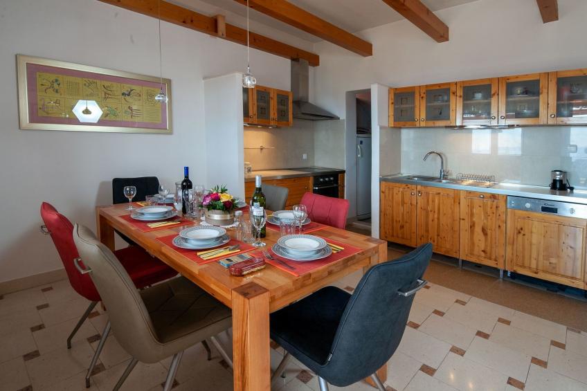 Haus in Mravince mit Whirlpool und Garten - foto 28