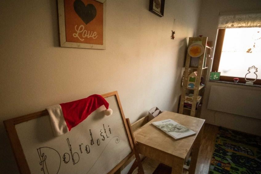 Rustic Refuge Glamping with Hot-Tub and Sauna - Two Bedroom Apartment with Terrace