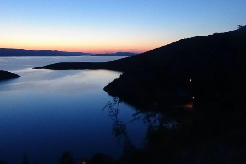 mit Pool in Lukovo Sugarje - foto 11