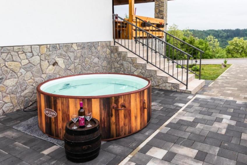 Three-Bedroom Apartment - foto 21