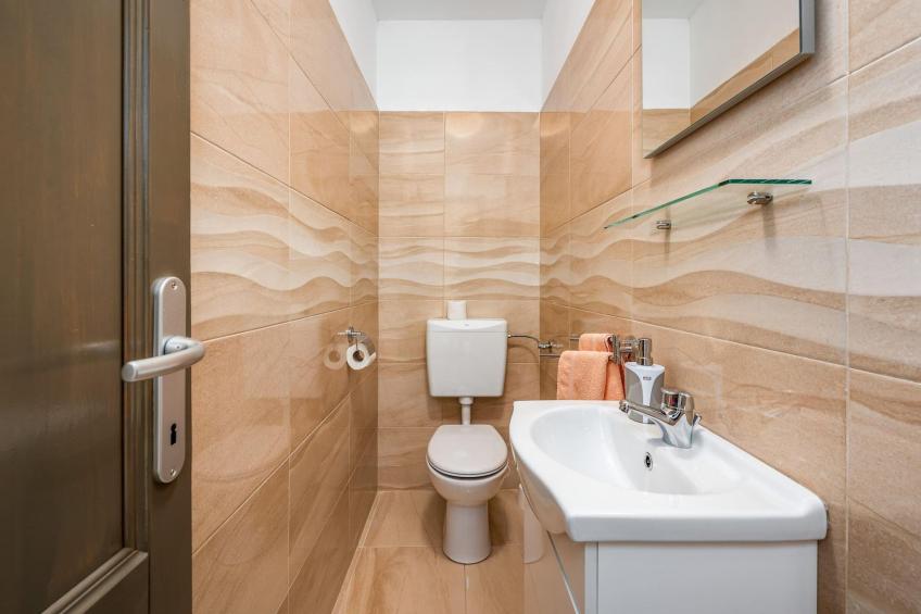 Lara 8 - Shared Pool, Sauna, Jacuzzi - foto 14