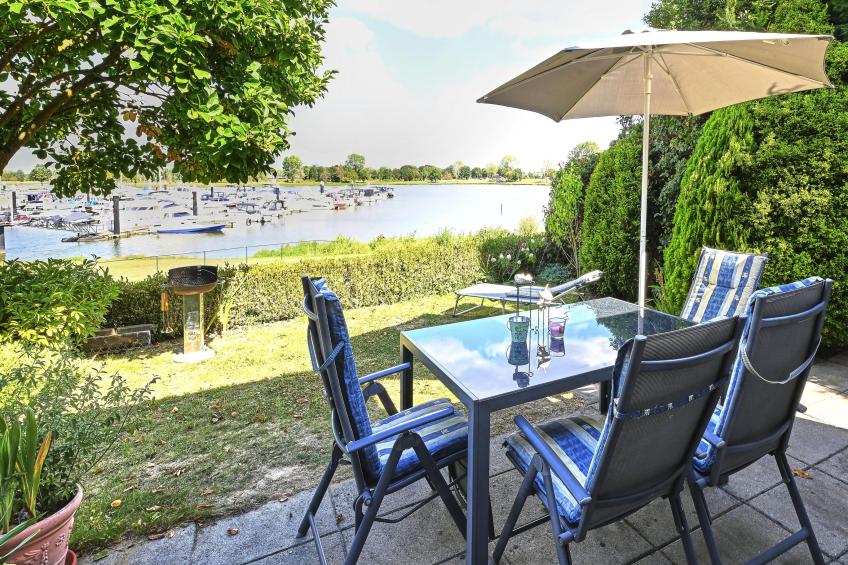 Aan de oever - foto 59