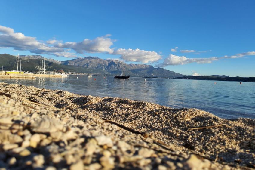 Comfort Accommodation Baošići Montenegro-Double Room with Balcony and Sea View 2 - foto 4