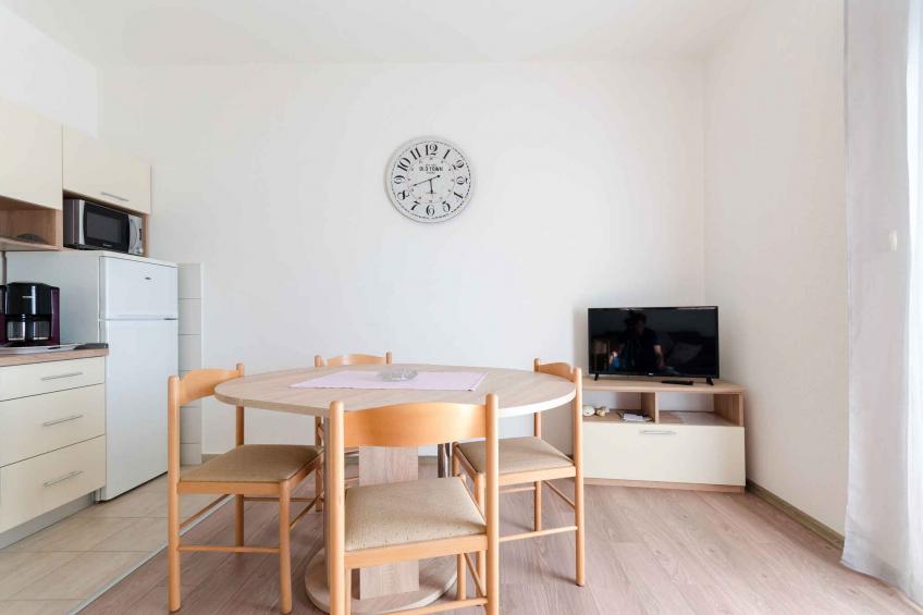 Vakantiewoning met balkon en zeezicht - VW-3FPB6 - foto 15