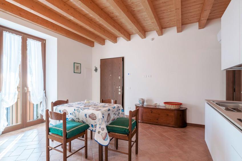 Zweizimmerwohnung mit Doppelbett und zwei Schlafsofas - foto 8