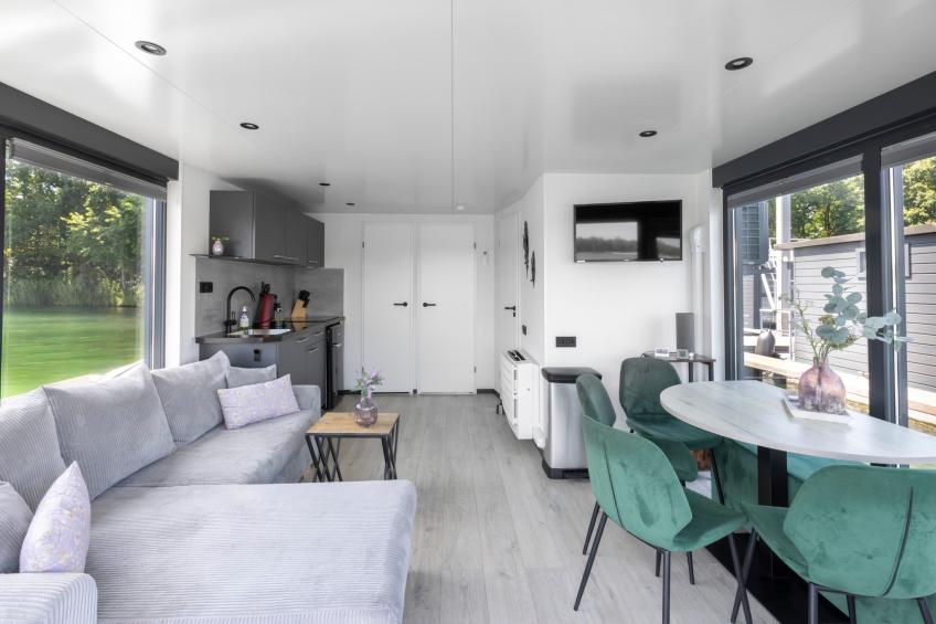 Houseboat Marina Mookerplas with Duo Hot Tub | 4 - 6 people - foto 13