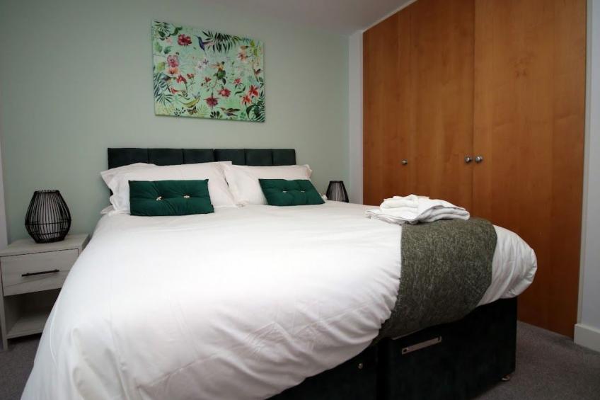 Zentrale Wohnung Bristol, 2 Betten, Balkon, Wi-Fi - foto 7