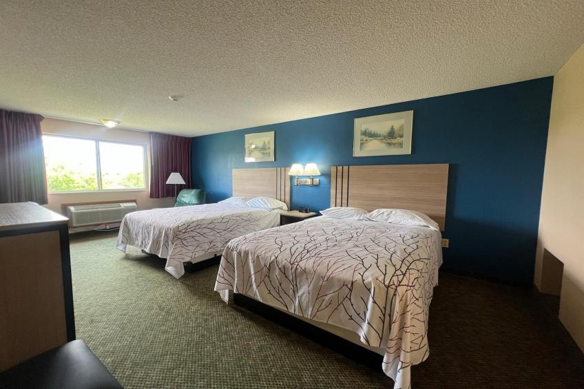 2 Queen Beds Non-Smoking - foto 14