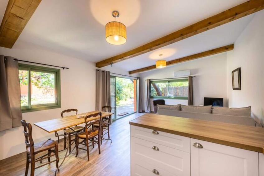 06bv2 : Joli Cottage Au Calme Avec Piscine - foto 9