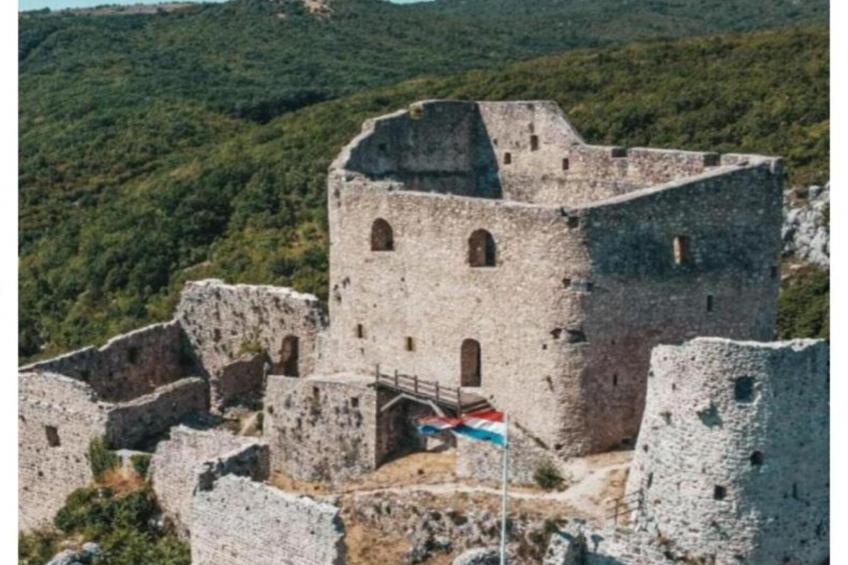 Apartment and Room Mare Vrlika - Two Bedroom Apartment  with Balcony - foto 10