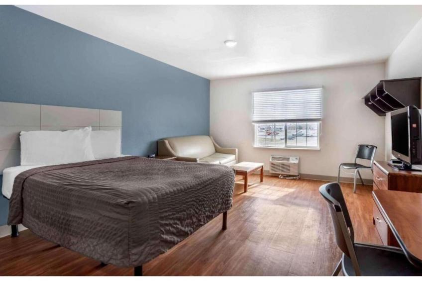 1 Full Bed | ADA\/Tub\/Non-Smoking\/Kitchen - foto 10