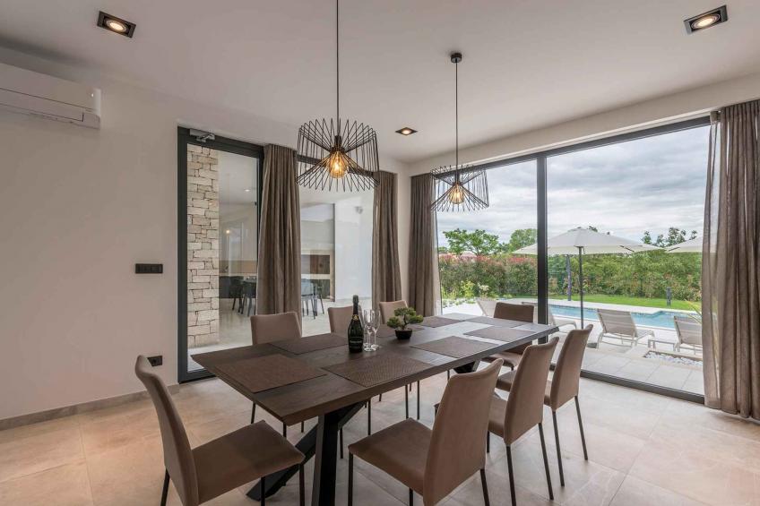 Villa met privézwembad en jacuzzi - BF-MMXRZ - foto 15