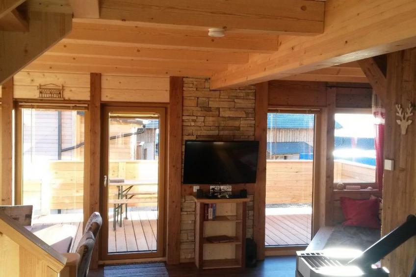 Gemütliche Bergehütte für acht Personen mit Outdoor-Badefass und Sauna - foto 3