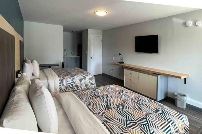 2 Full Beds  Non-Smoking - foto 12