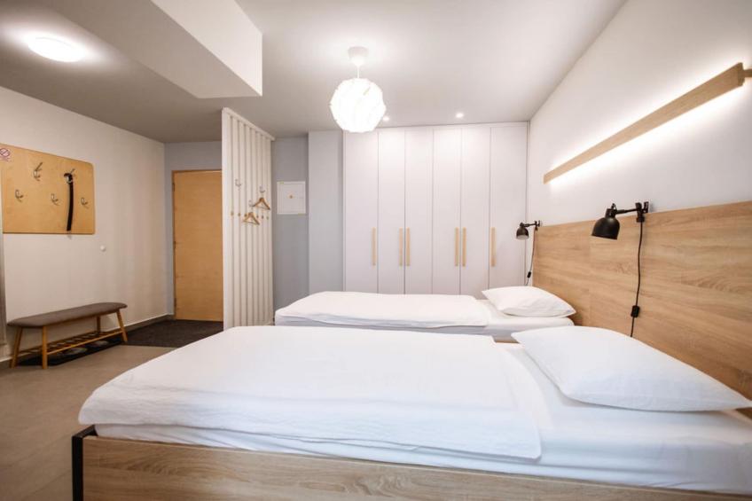 Stylish Apartments with Osijek Near Top Attractions - Standard Studio Apartment  - Maks 3 - foto 38